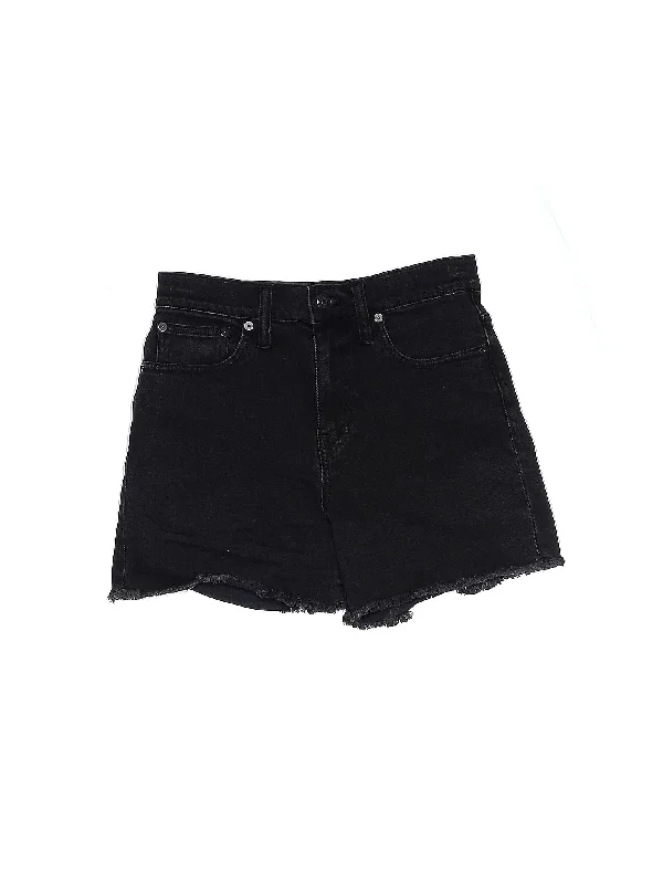 Low-Rise Denim Shorts in Dark Wash