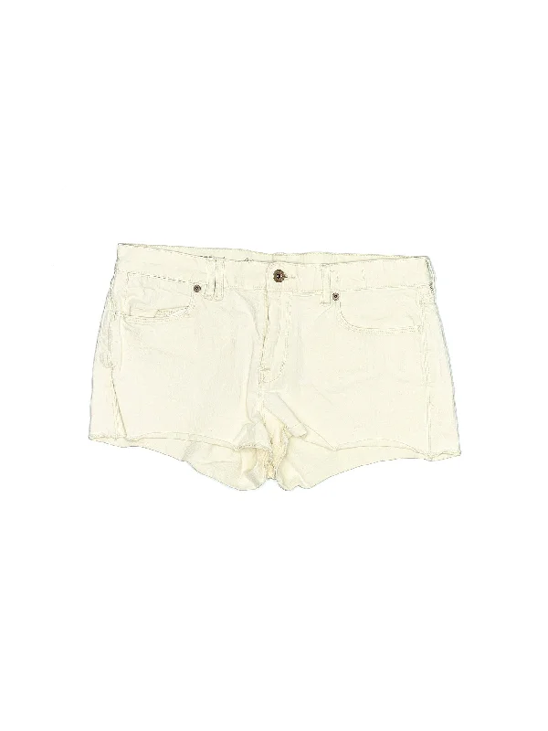 Mid-Rise Denim Shorts in Light Wash