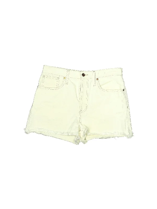 Mid-Rise Denim Shorts in Light Wash