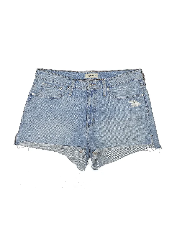 Mid-Rise Denim Shorts in Medium Wash