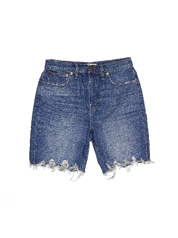 Mid-Rise Denim Shorts in Medium Wash