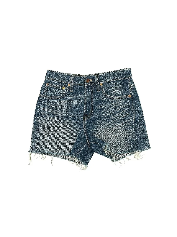 Mid-Rise Denim Shorts in Medium Wash