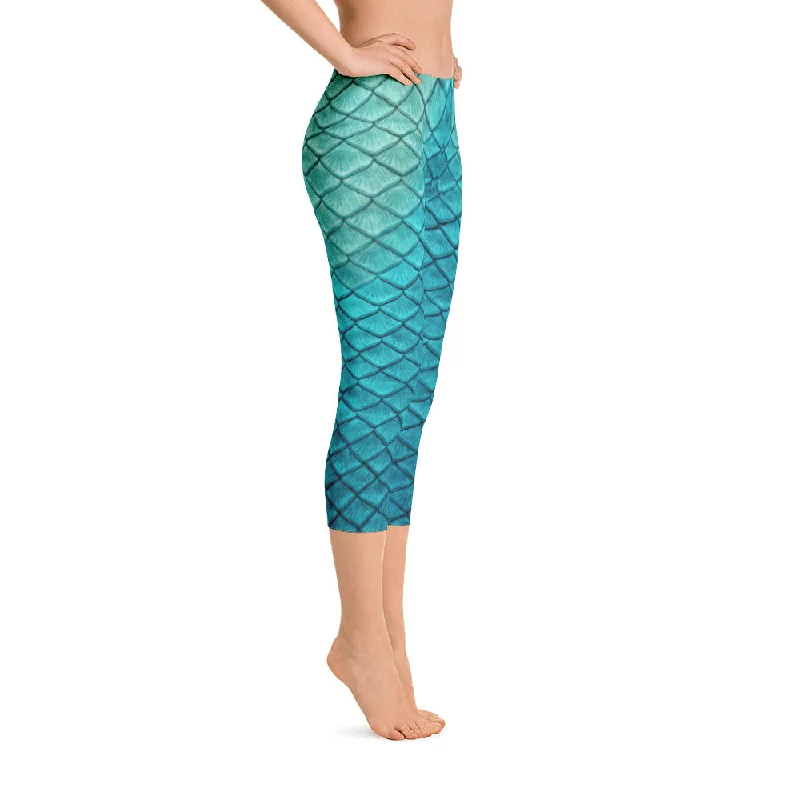 Sea Sapphire Capri Leggings