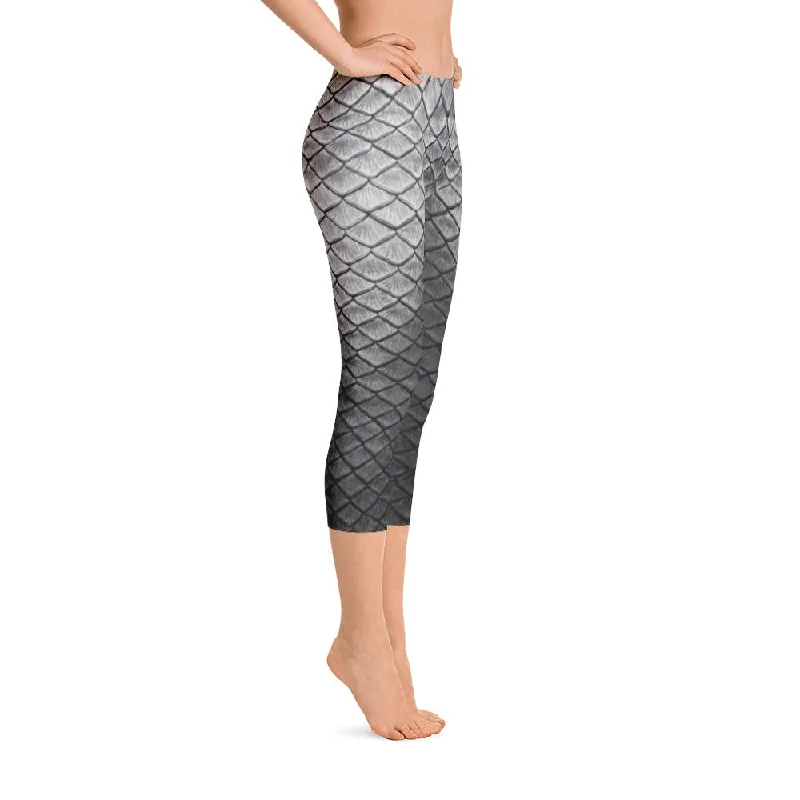 Starcrossed Silver Capri Leggings